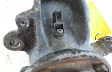 Ford C MAX Bj 04 Achsschenkel Schwenklager vorne links 2,0 TDCI 100KW